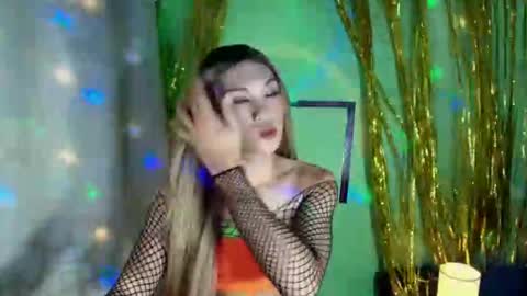 ursweetfucker_kimeya69 online show from November 20, 2025, 12:05 pm