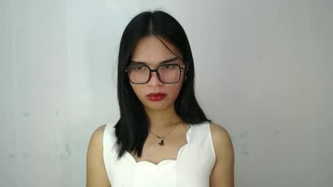 urtereshameow online show from April 20, 2026, 11:24 am