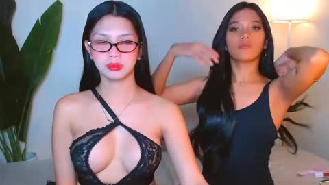 Snapshot of urwildest_margaret chatting on May 10, 2026, 6:02 pm urwildest_margaret online show from May 10, 2026, 6:02 pm