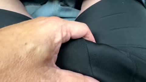 usabound online show from December 5, 2025, 12:08 am