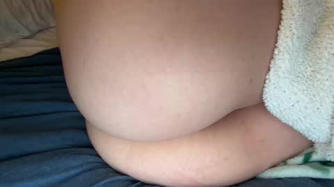 Lily online show from December 31, 2024, 5:33 am