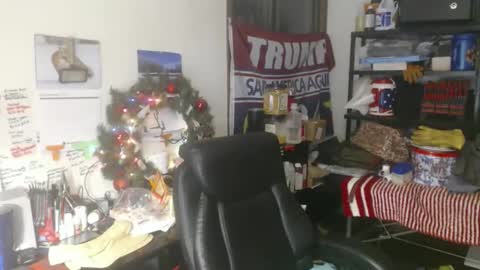 Eric online show from December 15, 2025, 12:09 pm