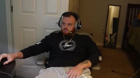 v_for_veng online show from October 7, 2025, 5:48 am