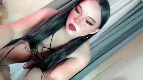 Snapshot of vae_sha chatting on January 14, 2026, 6:46 pm JESS - DONT FORGET TO FOLLOW ME AND GIVE ME THUMBS UP online show from January 14, 2026, 6:46 pm