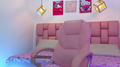 Vagaro online show from April 10, 2026, 8:35 pm