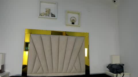 vahioleth  online show from February 5, 2026, 3:22 am