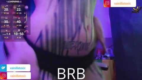 Vainilla Independent model online show from February 9, 2026, 12:25 am