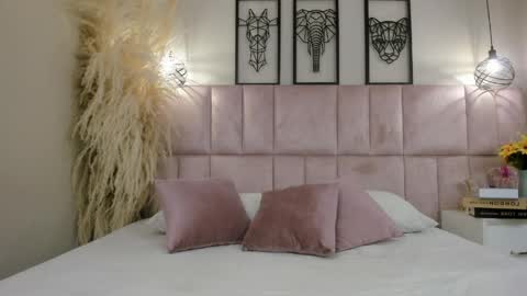 Daniela  online show from April 10, 2026, 12:10 pm