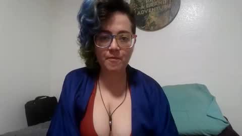 Snapshot of valarieak chatting on October 26, 2025, 7:25 am valarieak online show from October 26, 2025, 7:25 am