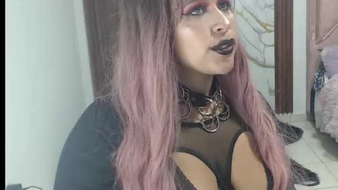 Snapshot of valen_ross7 chatting on March 6, 2026, 10:39 pm valen_ross7 online show from March 6, 2026, 10:39 pm