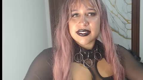 Snapshot of valen_ross7 chatting on March 8, 2026, 10:30 am valen_ross7 online show from March 8, 2026, 10:30 am