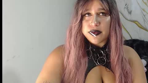 Snapshot of valen_ross7 chatting on March 11, 2026, 5:52 pm valen_ross7 online show from March 11, 2026, 5:52 pm