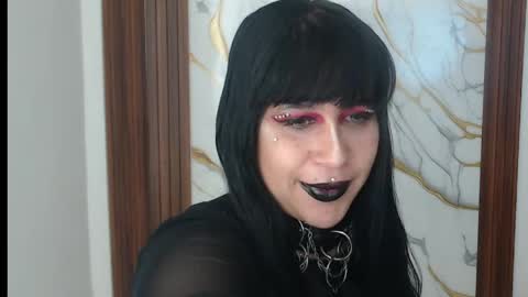 Snapshot of valen_ross7 chatting on April 4, 2026, 8:45 am valen_ross7 online show from April 4, 2026, 8:45 am