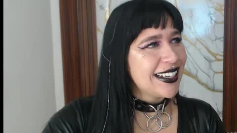 Snapshot of valen_ross7 chatting on April 12, 2026, 10:31 am valen_ross7 online show from April 12, 2026, 10:31 am