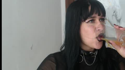 Snapshot of valen_ross7 chatting on April 16, 2026, 5:58 pm valen_ross7 online show from April 16, 2026, 5:58 pm