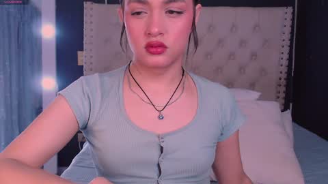 IG-valen mendoza99  twitter valenthompson99 online show from January 15, 2025, 11:51 pm