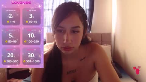 Snapshot of valen_tina33 chatting on April 24, 2026, 10:23 pm Valentina online show from April 24, 2026, 10:23 pm