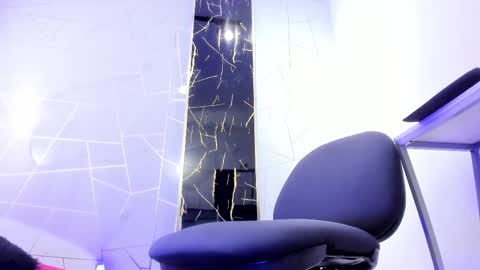 VALENTIN  online show from March 27, 2026, 8:26 am