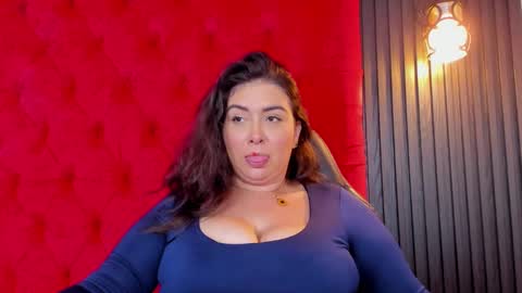 Snapshot of valentina_coba11 chatting on November 7, 2025, 7:36 pm Valentina online show from November 7, 2025, 7:36 pm