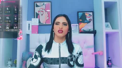 valentina_princess_ online show from February 25, 2025, 10:58 am