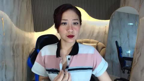 Valentina online show from November 18, 2025, 3:12 am