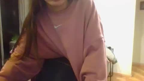 Snapshot of valentinaseleni24 chatting on May 18, 2026, 12:18 am valentinaseleni24 online show from May 18, 2026, 12:18 am