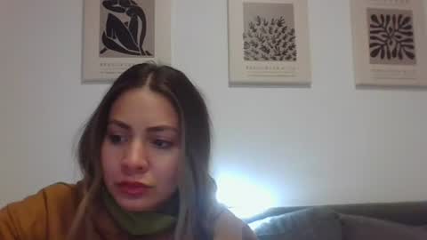 valentinaseleni24 online show from July 5, 2026, 11:34 pm