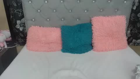 Snapshot of valentinavega18x chatting on March 1, 2026, 3:19 am valentina vega online show from March 1, 2026, 3:19 am