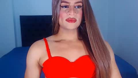 Snapshot of valentinaxxxdoll chatting on November 7, 2025, 7:03 pm VALENTINA online show from November 7, 2025, 7:03 pm