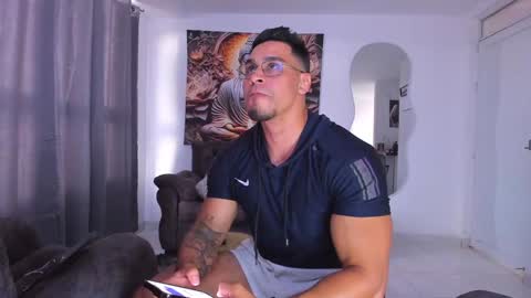    online show from January 31, 2025, 8:43 pm