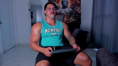    online show from October 23, 2025, 8:18 pm