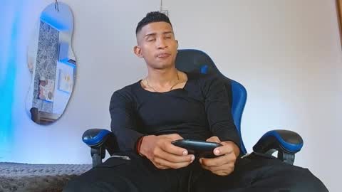 Mistery Guy online show from November 3, 2025, 7:48 pm