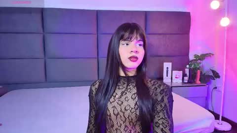 valentino moon online show from January 16, 2026, 2:59 am