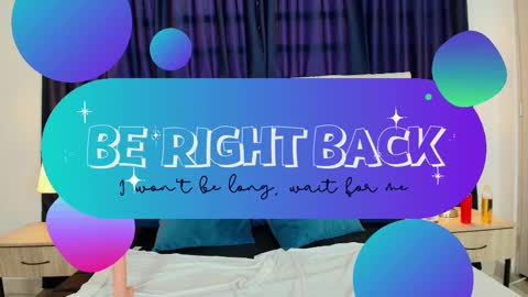 VALENTINO CASTAO online show from February 28, 2025, 3:37 pm