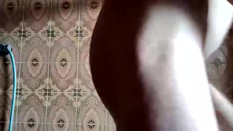 valentinosweet online show from March 15, 2026, 9:48 am