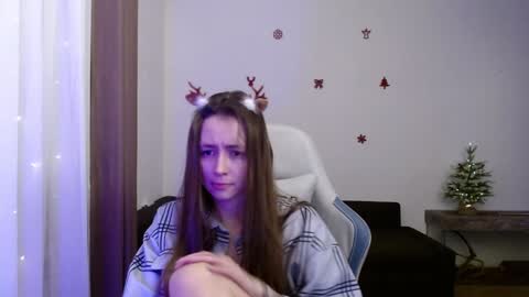 Valentina online show from December 15, 2024, 4:15 pm