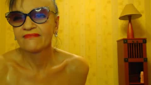 valentijm online show from March 11, 2025, 8:09 am