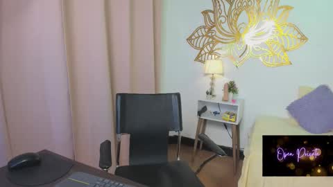 Valery And Daniel online show from November 23, 2025, 2:00 am