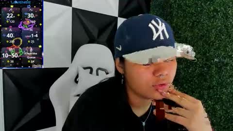 valeri_harpers4 online show from November 12, 2025, 2:45 am