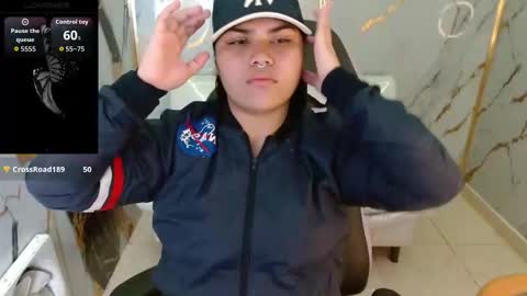 valeri_harpers4 online show from April 6, 2026, 4:46 am