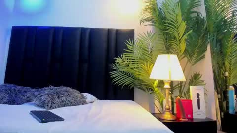 valeri_tafur online show from February 21, 2026, 11:00 am