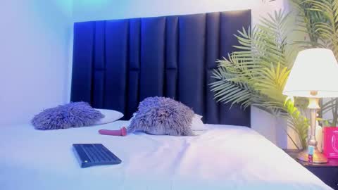 valeri_tafur online show from February 26, 2026, 11:09 am