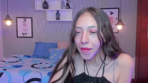 Snapshot of valeria_rossi7 chatting on February 14, 2025, 4:41 pm Valeria online show from February 14, 2025, 4:41 pm