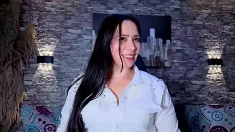 Snapshot of valeria_vg chatting on May 1, 2026, 11:15 am valeria_vg online show from May 1, 2026, 11:15 am