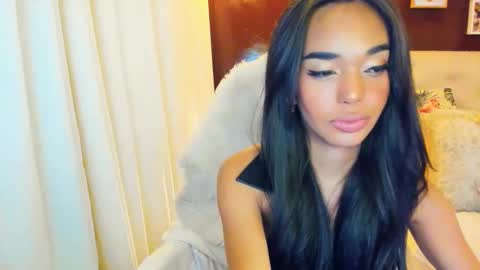 Valeria online show from November 12, 2025, 3:40 am