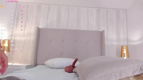 Valeria online show from February 13, 2025, 2:42 pm