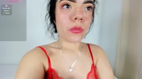 valerialoren online show from February 1, 2026, 2:10 am