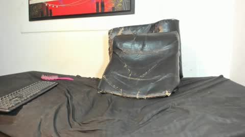 valeriapinkk online show from March 28, 2026, 2:16 pm