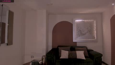 Valeria online show from December 4, 2024, 3:37 am