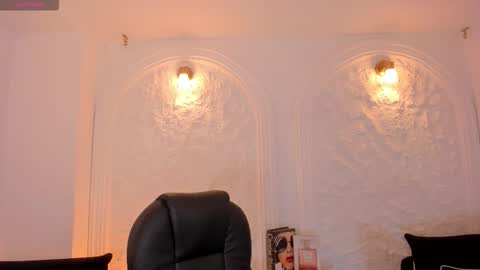 Valeria online show from March 23, 2026, 5:22 am